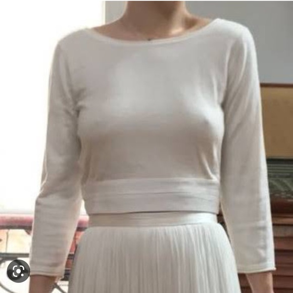 Jenny Yoo sweater with back tie in beautiful condition- only worn for 1 hour - Picture 7 of 7